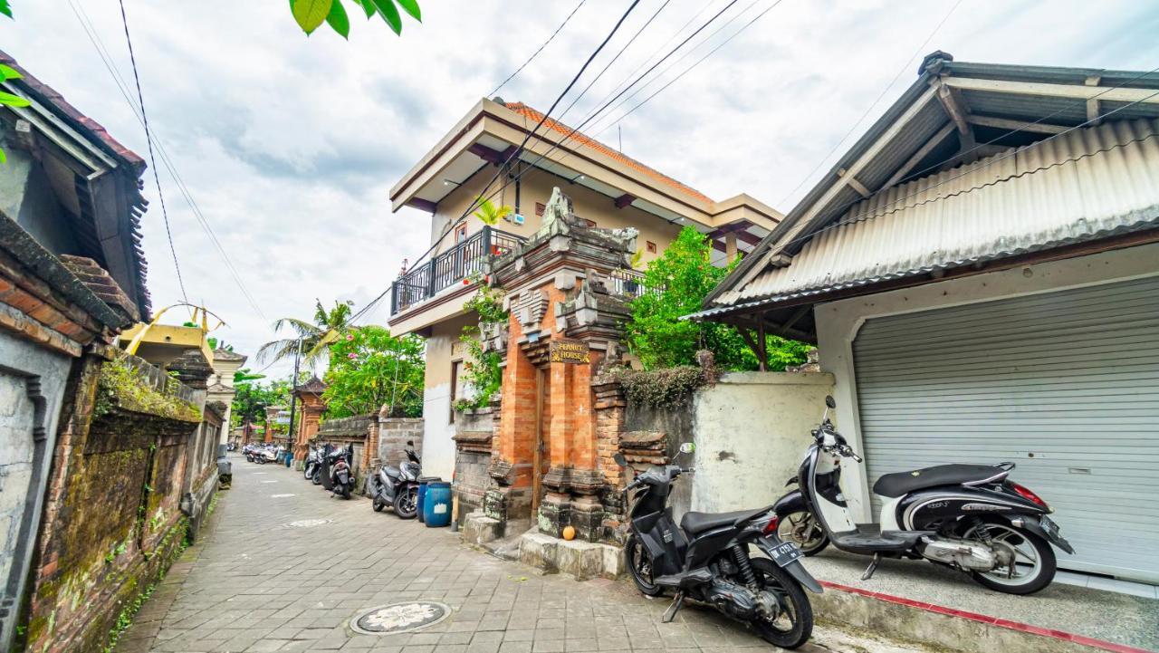 Peanut House Hostel Ubud  Luaran gambar